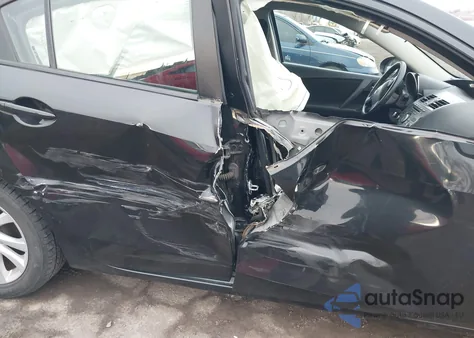 2012 Mazda Mazda3 I Touring z USA, uszkodzony, nr VIN JM1BL1VG0C1504445